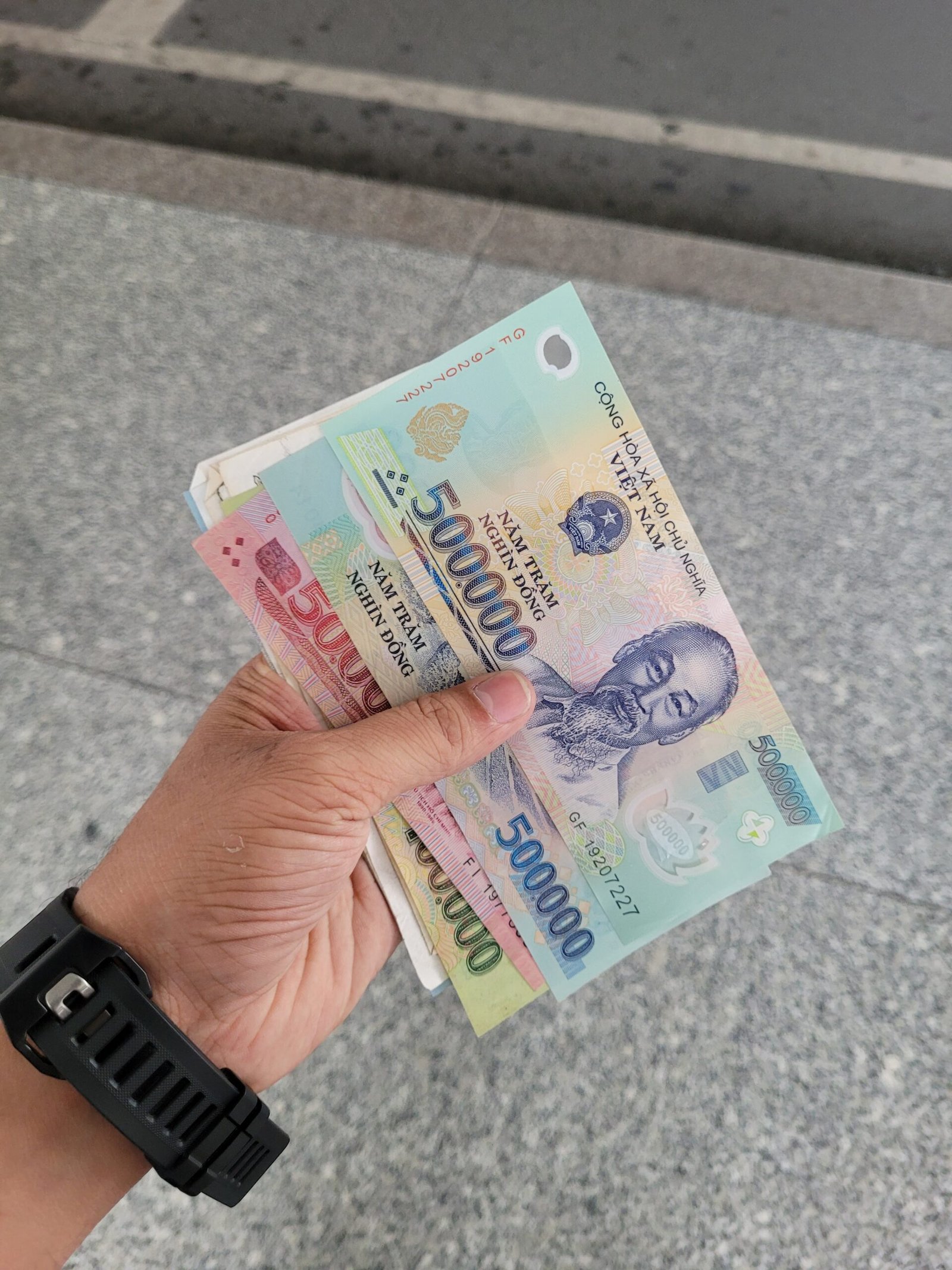Vietnam Vietnamese Dong currency budget travel India