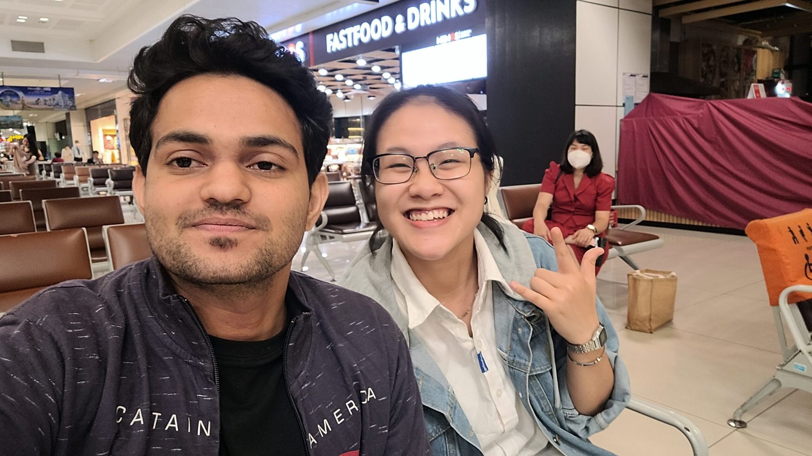 Vietnam Huyen friend Vietnam travel budget backpacker