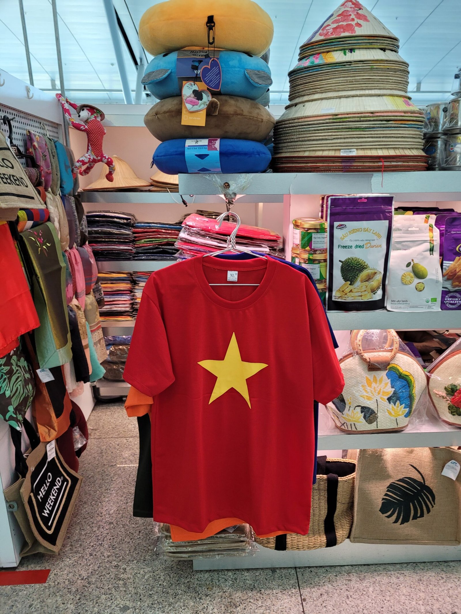 Vietnam Vietnam souvenir t-shirt airport budget travel