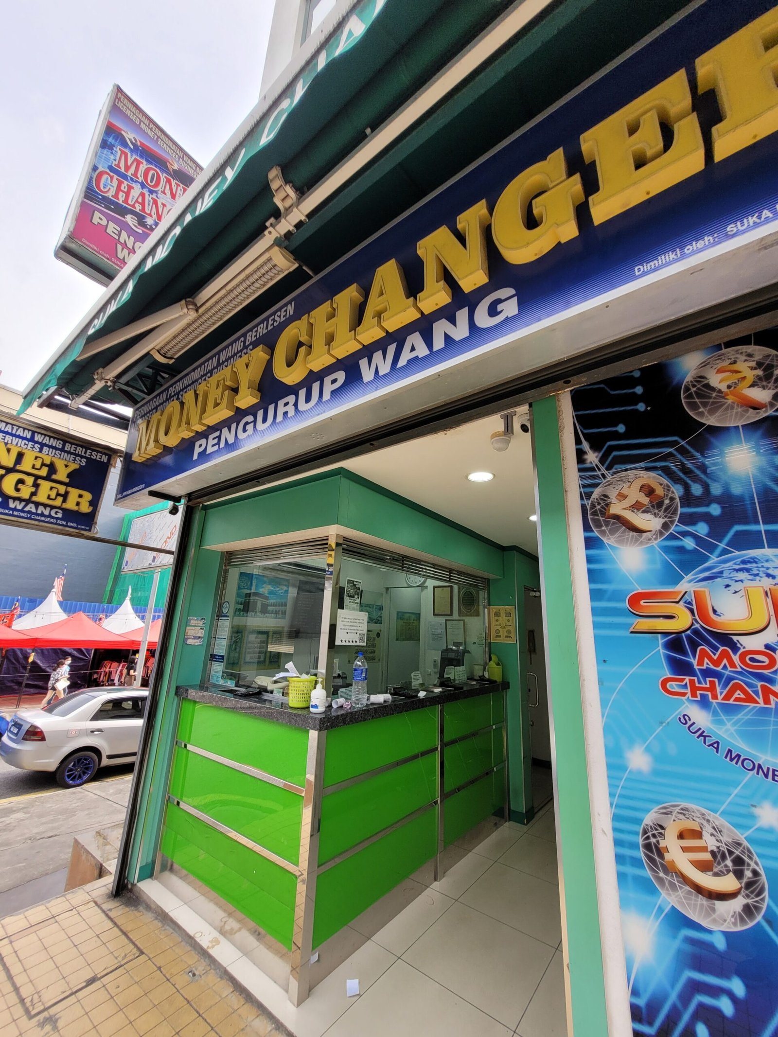 Money exchange counter Malaysia budget travel